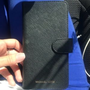 Michael Kors folio case! iPhone 7plus